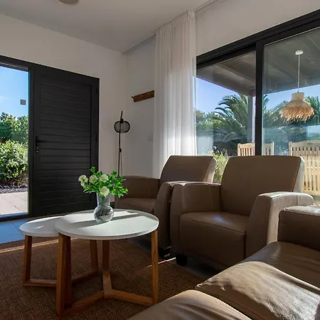 Villa Heated & Shared Pool Matriana 36b, North Shore La Oliva