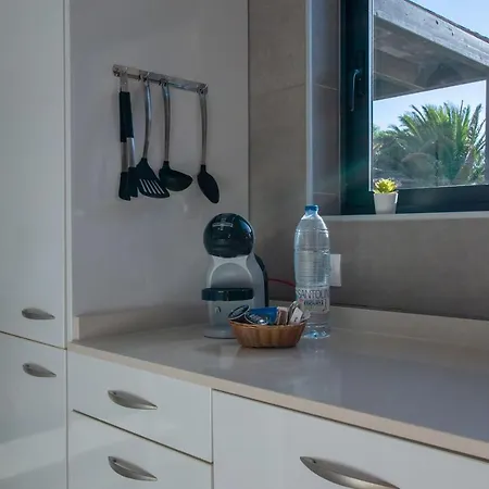 Heated & Shared Pool Matriana 36b, North Shore Vila La Oliva