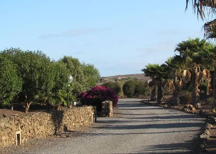 Heated & Shared Pool Matriana 36b, North Shore Willa *