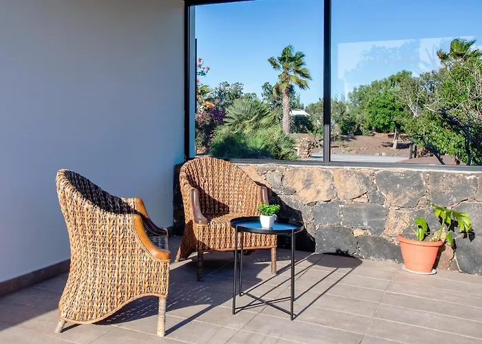 Heated & Shared Pool Matriana 36b, North Shore Willa *